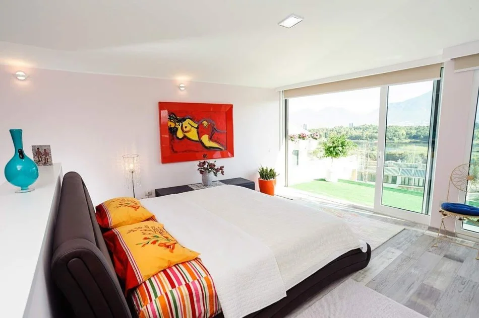 Tirane, jepet me qera apartament 2+1+Ballkon Kati 7, 203 m² 1.700 € (liqeni Thate)