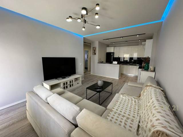 Tirane, jepet me qera apartament 1+1+A+BLK Kati 2, 78 m² 450 Euro (RADISSON HOTEL, Liqeni i Thatë)