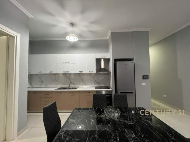 Tirane, jepet me qera apartament 2+1+BLK Kati 3, 113 m² 800 Euro (Kompleksi Delijorgji)