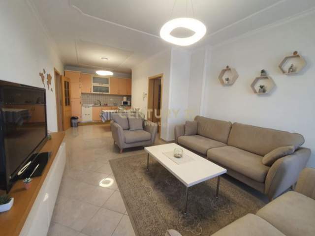 Tirane, jepet me qera apartament 2+1+BLK Kati 9, 110 m² 600 Euro (Blloku)