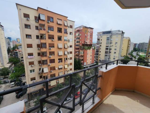 Tirane, jepet me qera apartament 1+1+A+BLK Kati 7, 93 m² 400 Euro (Komuna e Parisit)