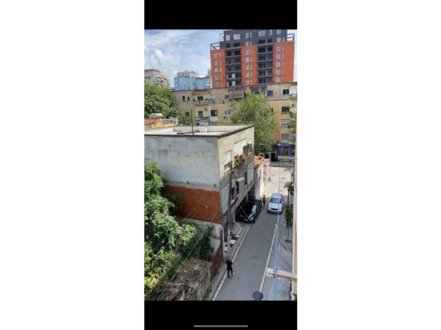 Tirane, shitet apartament 3+1 Kati 4, 115 m² 253.000 Euro (MYSLYM SHYRI)