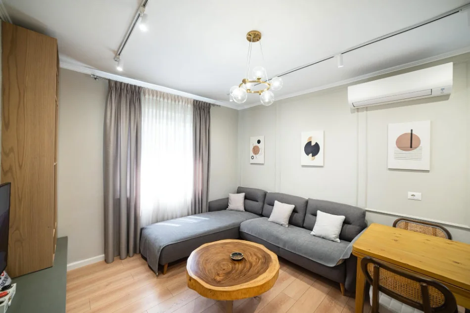 Tirane, shitet apartament 2+1 , 70 m² 220.000 € (pazari ri)