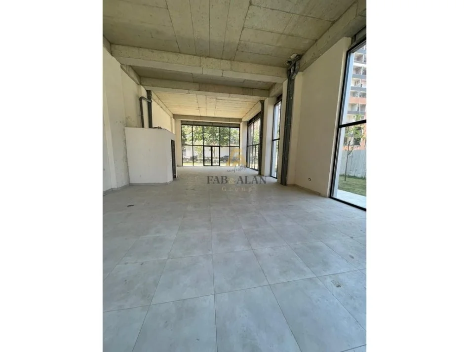 Tirane, shitet ambjent biznesi Kati 0, 168 m² 480.000 € (Urban Gate, Astir)