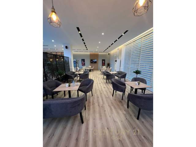Tirane, jepet me qera bar-kafe 4.000 Euro (LIQENI I THATE)