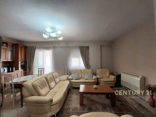 Tirane, shitet apartament 2+1+A+BLK Kati 3, 108 m² 155.000 Euro (Rruga "Frang Bardhi" mbikalimi ''KRISTAL CENTER''.)