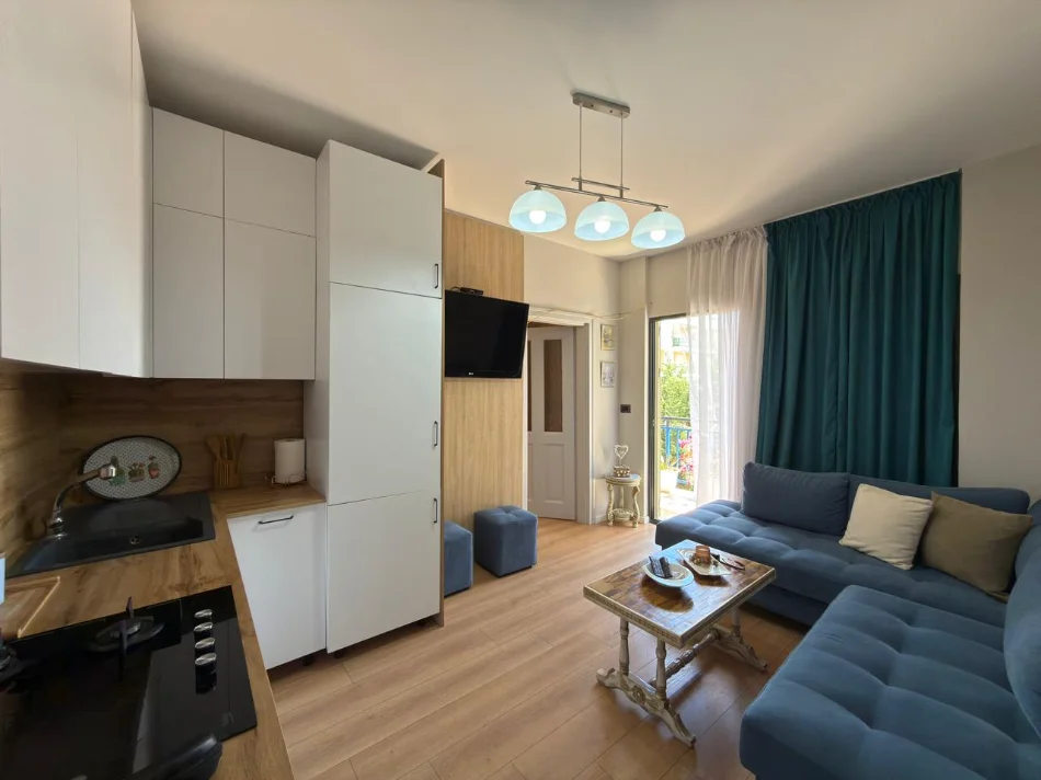 Golem, jepet me qera apartament 1+1 Kati 3, 57 m² 600 € (GOLEM)