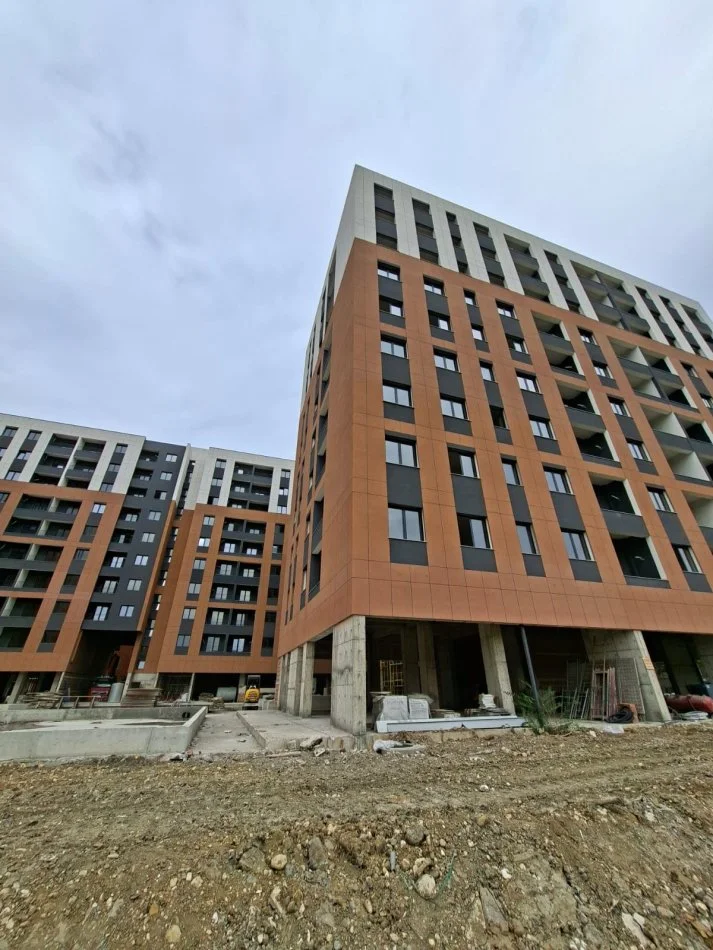 Tirane, shitet apartament 2+1+2+Ballkon + 🅿️ Kati 2, 84 m² 130.000 € (Astir)