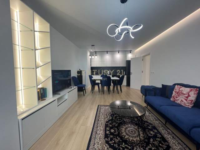 Tirane, jepet me qera apartament 1+1+BLK Kati 7, 60 m² 450 Euro (Prane Martenitetit te ri)