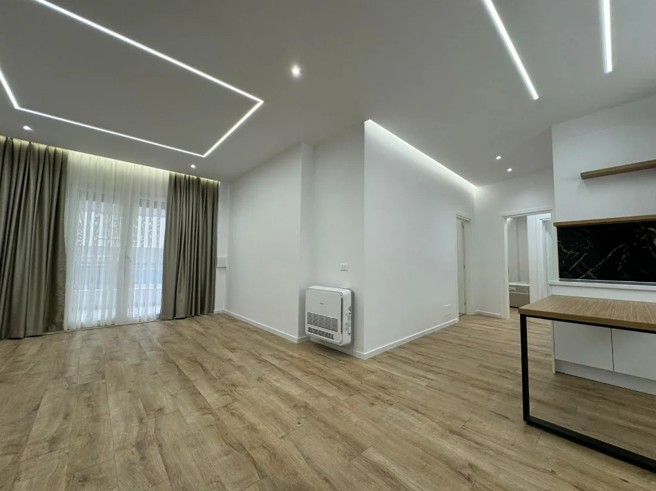 Tirane, shitet apartament 2+1 , 134 m² 245.000 € (Kopshti Zoologjik)