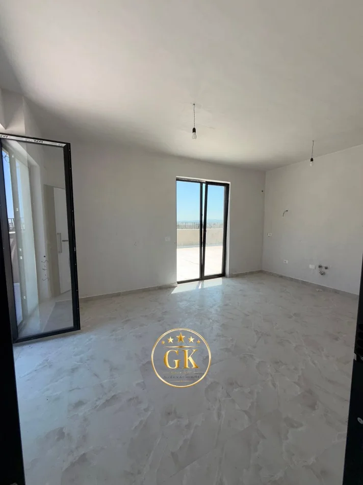 Durres, shitet apartament+verande | Penthouse 1+1+Aneks+Ballkon Kati 7, 208 m² (mali robit)