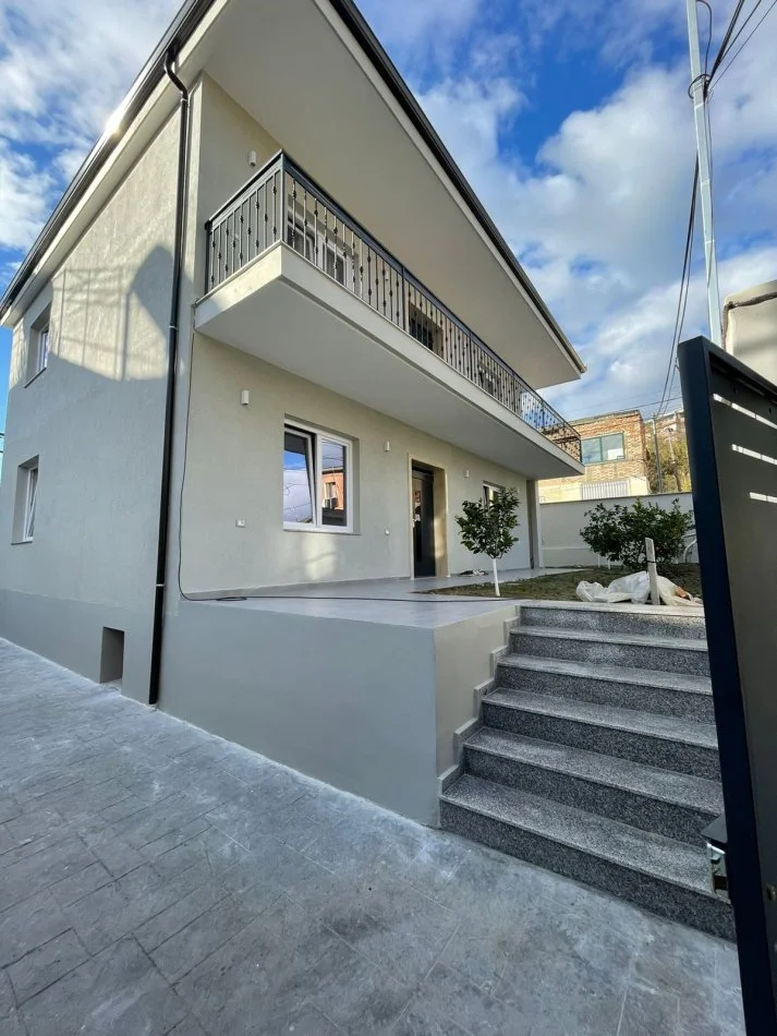 Durres, shitet Vile 2+1 , 260 m² 290.000 € (DURRES DURRES!)