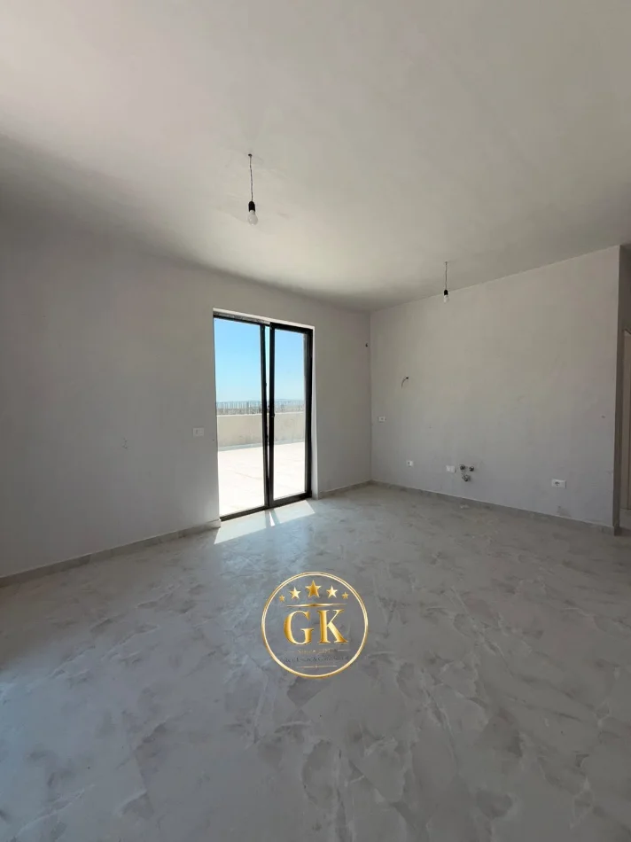 Durres, shitet apartament+verande | Penthouse 1+1+Aneks+Ballkon Kati 7, 208 m² (mali robit)