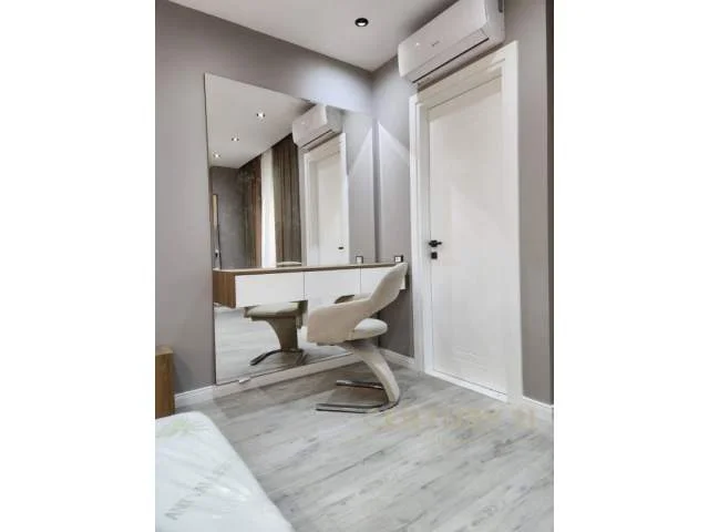 Tirane, jepet me qera apartament 2+1 Kati 2, 102 m² 850 Euro (Kopeshti Botanik)