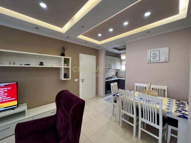Tirane, shitet apartament 2+1+BLK Kati 2, 96 m² 105.000 Euro (Xhamia Fresk)