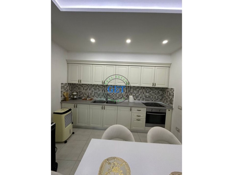 Durres, shitet apartament 2+1+Ballkon Kati 9, 88 m² (Plazh Hekurudha)