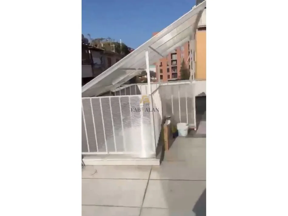 Tirane, jepet me qera apartament 2+1+verande 60 m2, Kati 3, 500 € (Porcelan, mbrapa UET)