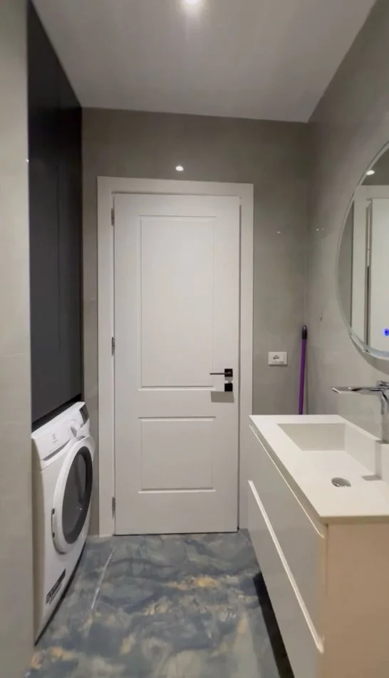 Tirane, jepet me qera apartament 1+1+Aneks+Ballkon , 72 m² 1.500 € (Rruga e Kosovareve)