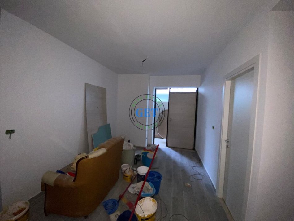 Durres, shitet apartament 2+1 Kati 2, 85 m² 100.000 €