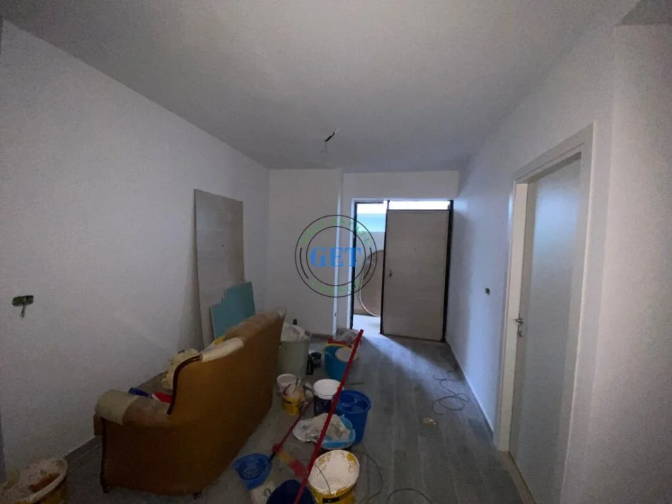 Durres, shitet apartament 2+1 Kati 0, 76 m² 100.000 € 