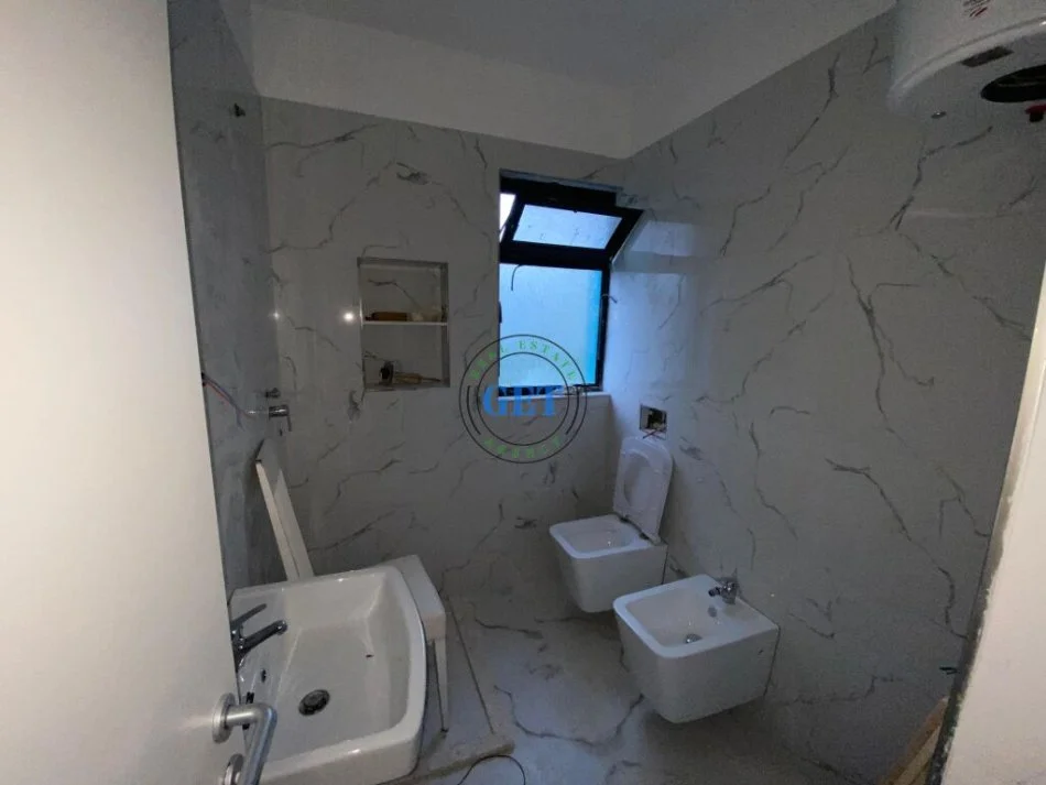 Durres, shitet apartament 2+1 Kati 2, 85 m² 100.000 €