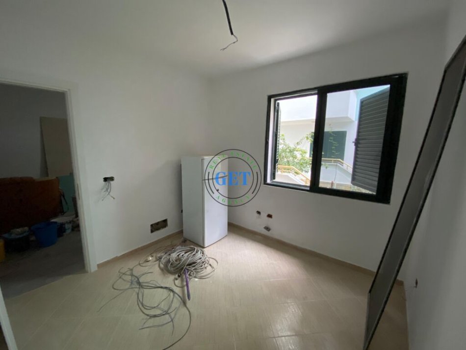 Durres, shitet apartament 2+1 Kati 2, 85 m² 100.000 €