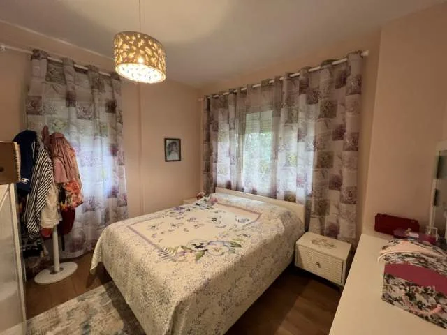 Tirane, shitet apartament 3+1 Kati 3, 123 m² 250.000 Euro (Kopeshti Zoologjik)