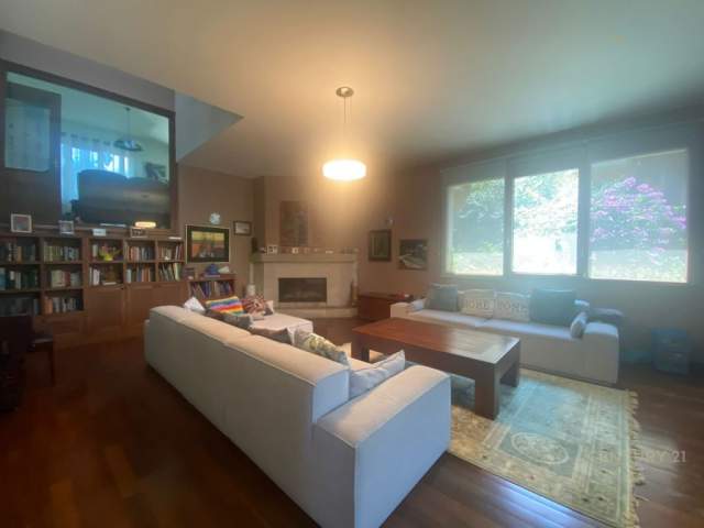 Tirane, ofert Vile 3 Katshe Kati 3, 2.137 m² 5.500 Euro (Prane Liqenit te Farkes Tirana, Albania)