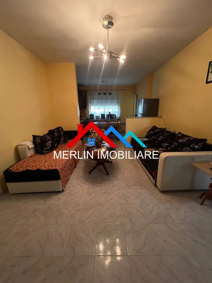 Tirane, shitet apartament 2+1+Ballkon Kati 4, 91 m² 135.000 € (RRUGA E DIBRES)