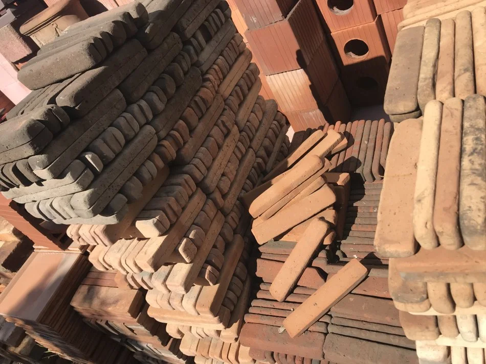 Shqiperi, shes 10 €