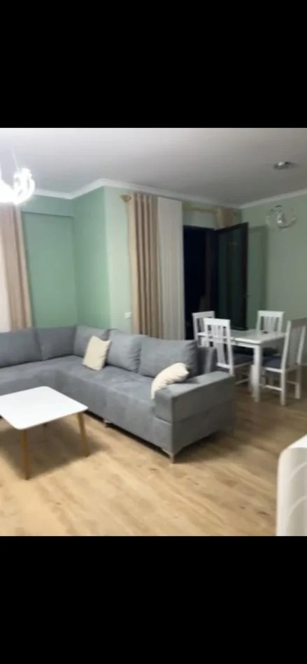 Tirane, jepet me qera apartament 2+1 Kati 4, 107 m² 1.300 € 