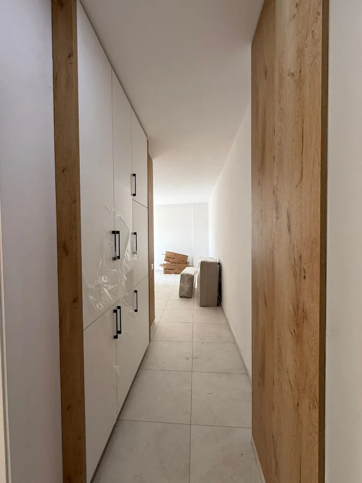 Tirane, jepet me qera apartament 2+1 , 105 m² 70.000 € (rruga Siri Kodra)