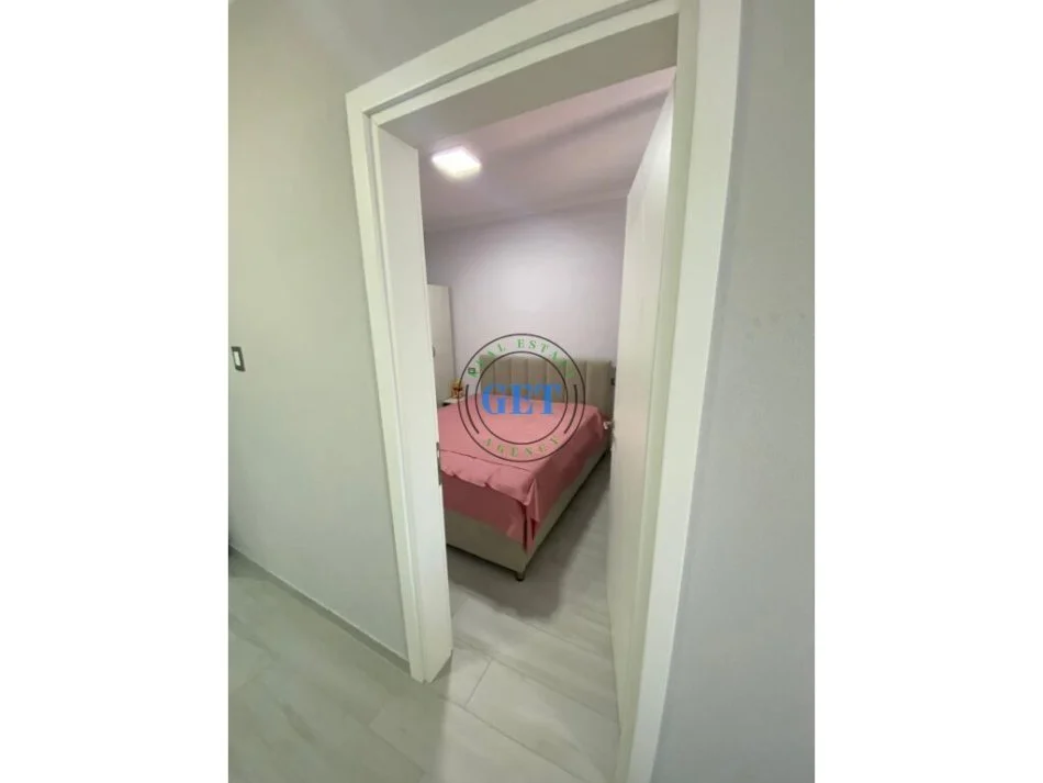 Durres, jepet me qera apartament 2+1+Ballkon Kati 2, 450 € (Ish URT, Durrës)