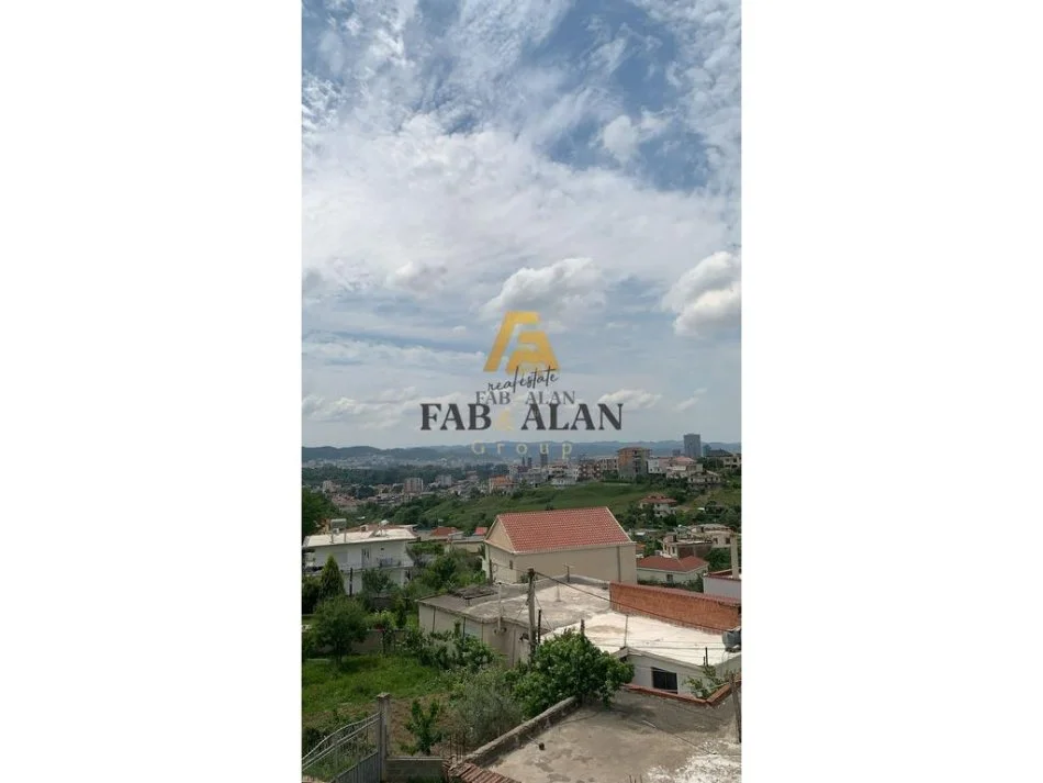 Tirane, jepet me qera shtepi 2+1 Kati 2, 100 m² 350 € (Qytet Studenti)