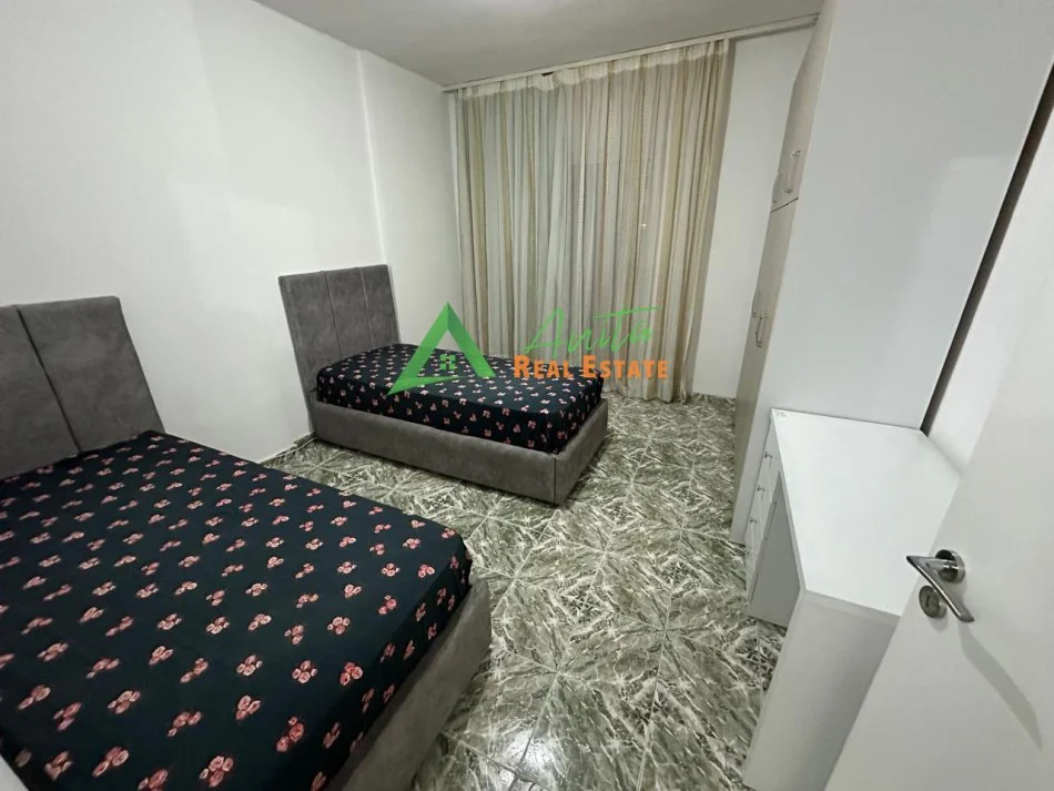 Tirane, jepet me qera apartament 2+1+Ballkon Kati 7, 87 m²  55000 Leke (Don Bosko)