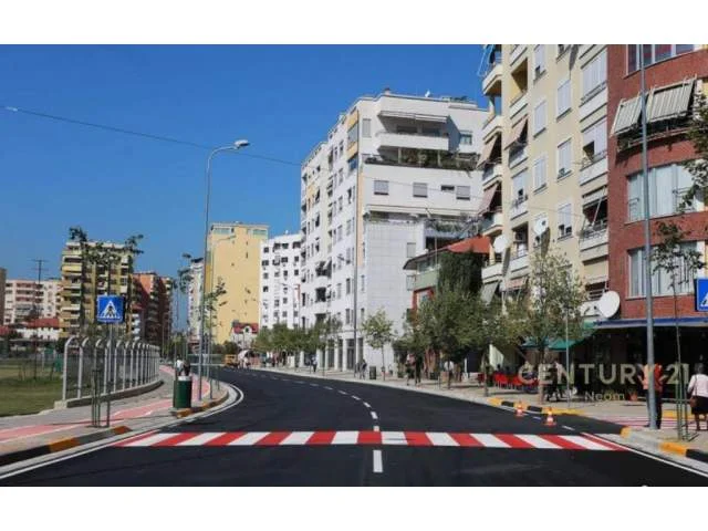 Tirane, jepet me qera apartament Kati 2, 78 m² 500 Euro (Rruga e Kosovareve)