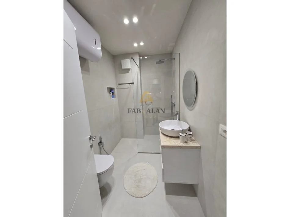 Durres, shitet apartament 2+1 Kati 3, 112 m² 365.000 € (Currila)