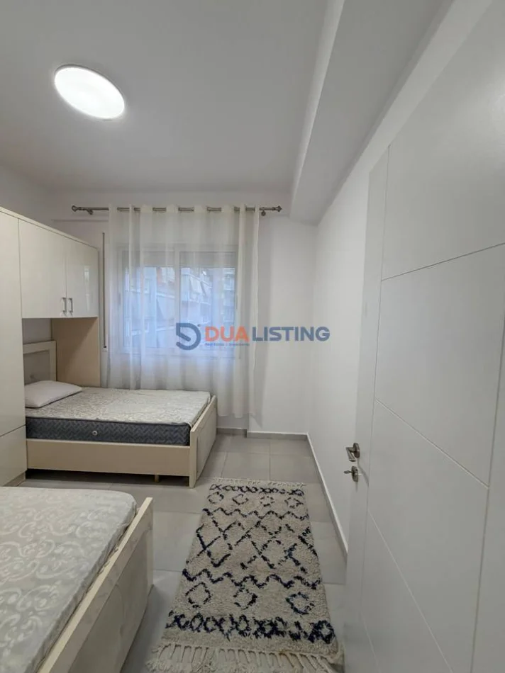 Tirane, jepet me qera apartament 2+1 , 600 € (Amerikan 3)