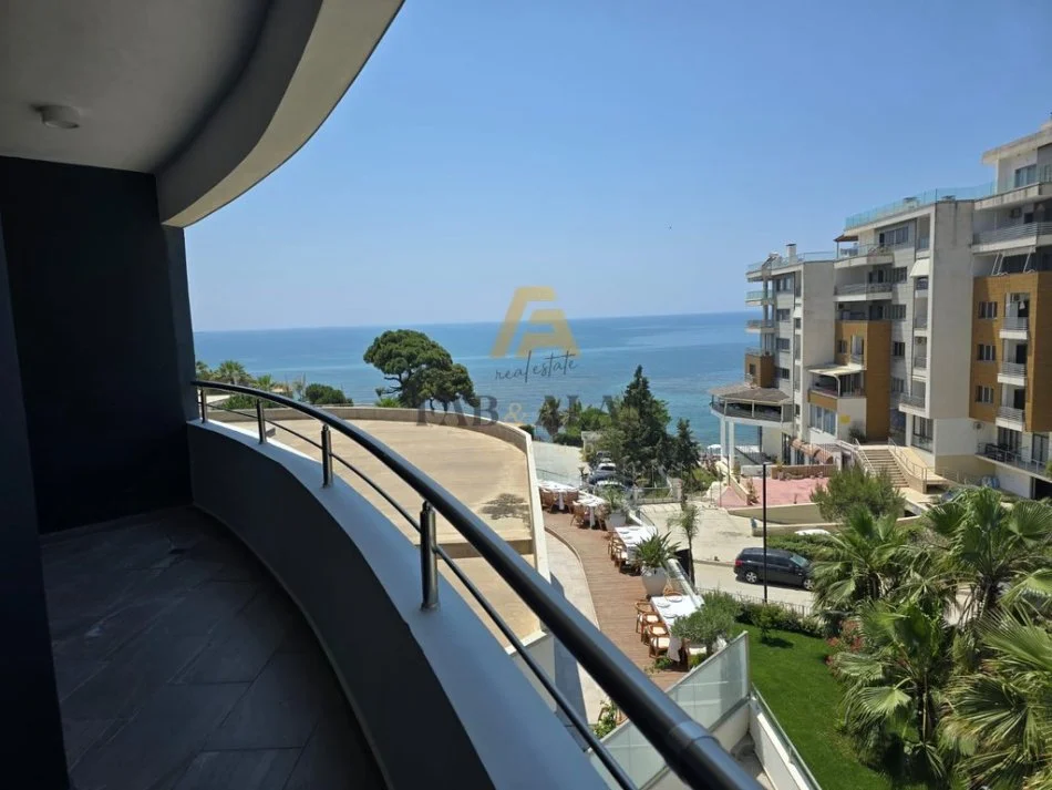 Durres, shitet apartament 2+1 Kati 3, 112 m² 365.000 € (Currila)