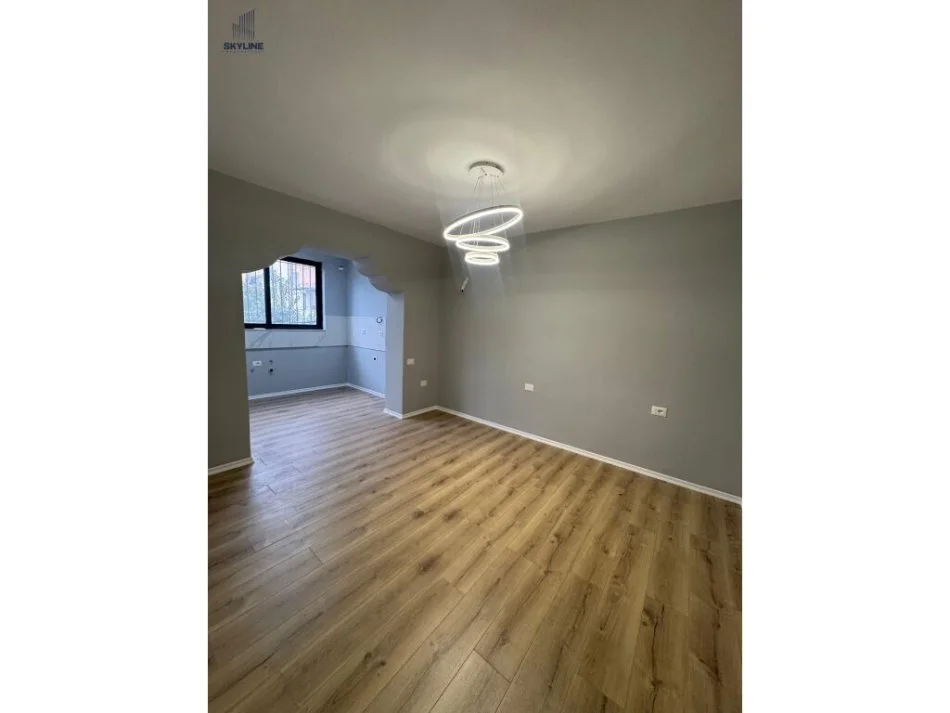 Tirane, shitet apartament 2+1 Kati 2, 75 m² 179.000 € (Myslym Shyri)