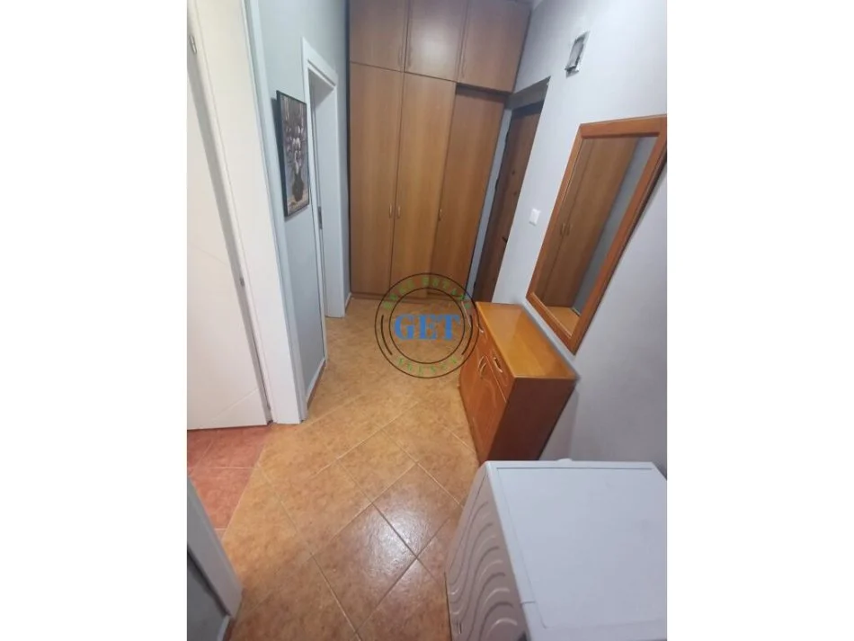 Durres, jepet me qera apartament 1+1+Ballkon Kati 3, 55 m² 300 € (Zjarrfiksia)