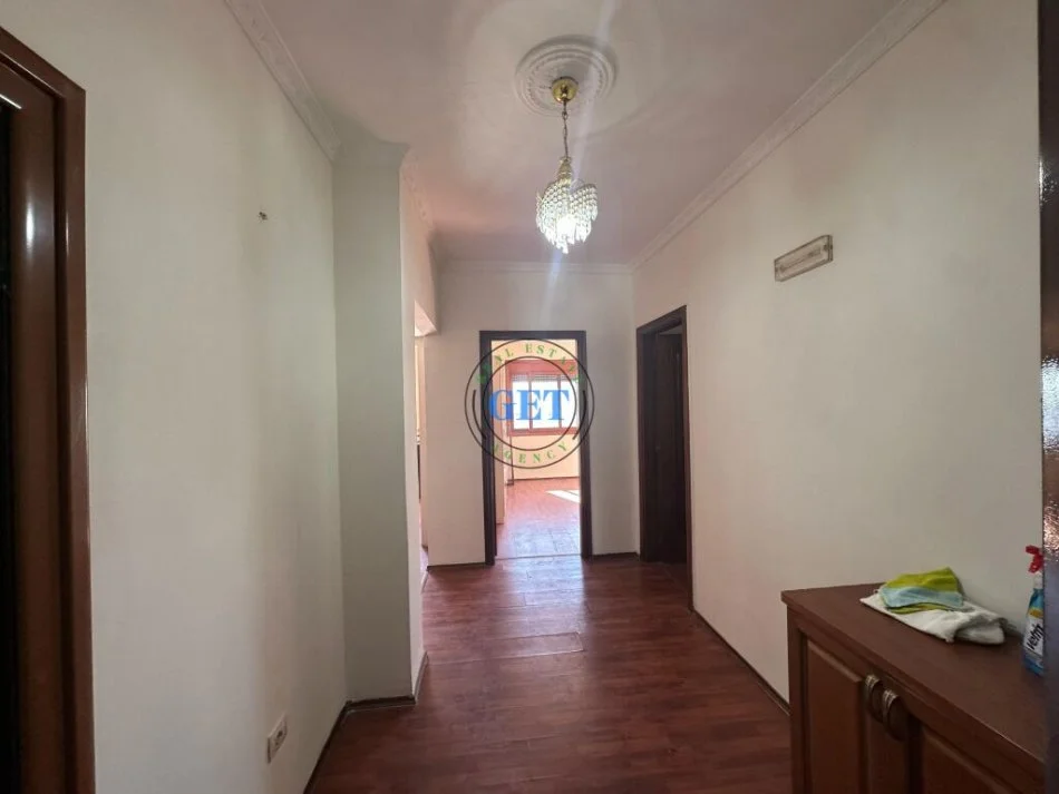 Durres, shitet apartament 3+1 Kati 9, 138 m² 130.000 € (Tregu Vogel, Durres)