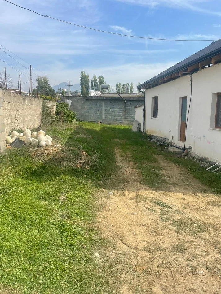 Tirane, shes Kati 1, 120 m² 