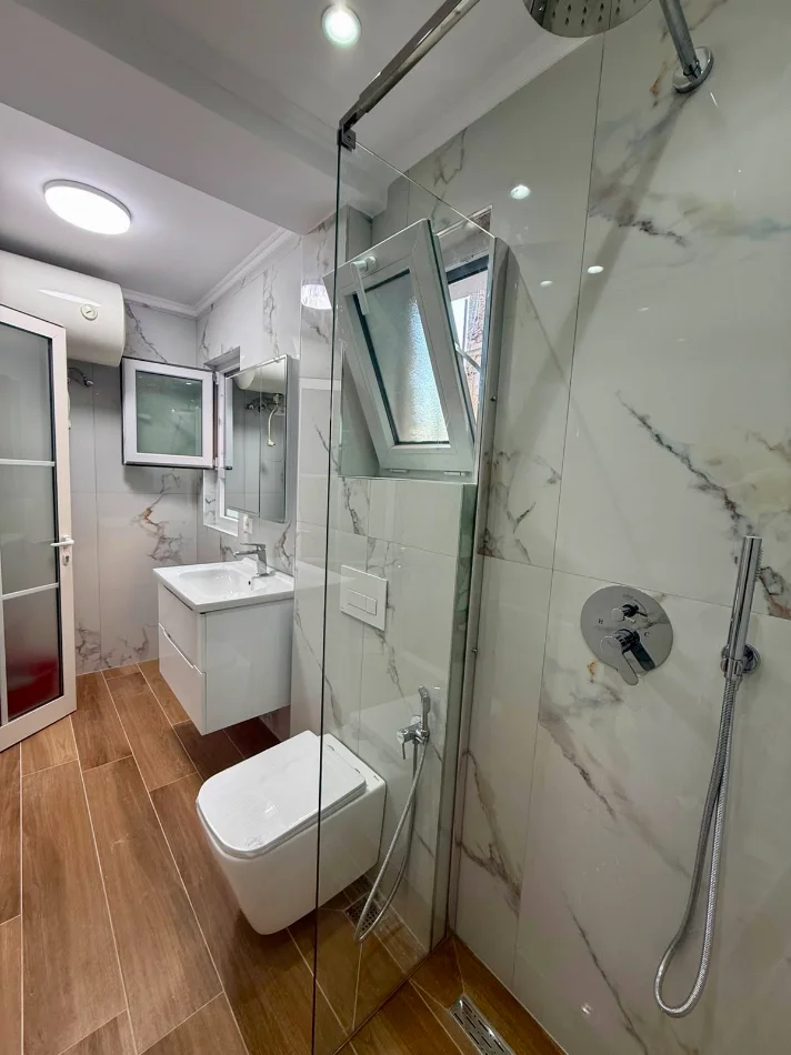 Tirane, shitet apartament 1+1+Aneks+Ballkon Kati 4, 53 m² 118.000 € (Xhamlliku te Shkolla Hasan Prishtina)