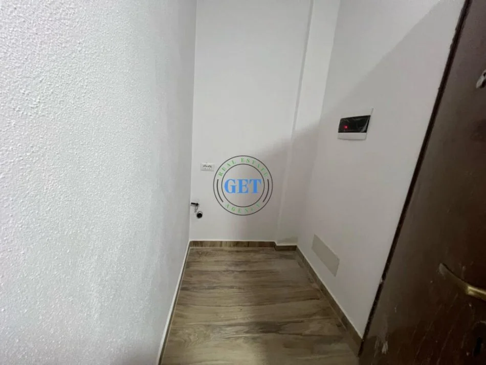 Durres, shitet apartament 1+1 Kati 1, 68 m² 88.000 € (Plazh Hekurudha, Durres)