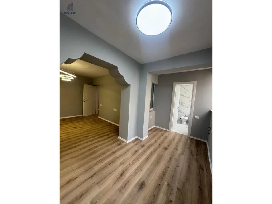 Tirane, shitet apartament 2+1 Kati 2, 75 m² 179.000 € (Myslym Shyri)