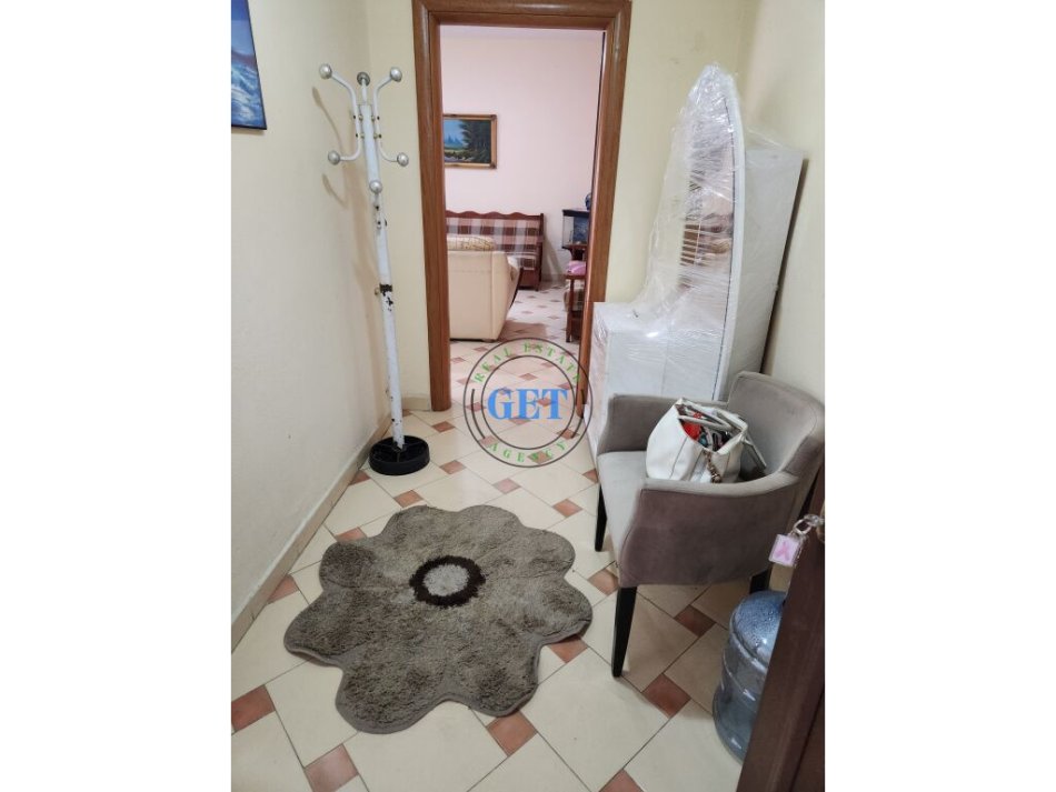 Durres, jepet me qera apartament 1+1 Kati 2, 55 m² 350 € 