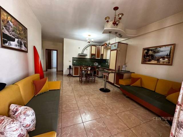 Tirane, jepet me qera apartament Kati 10, 100 m² 520 Euro (Komuna e Parisit Tirana, Albania)