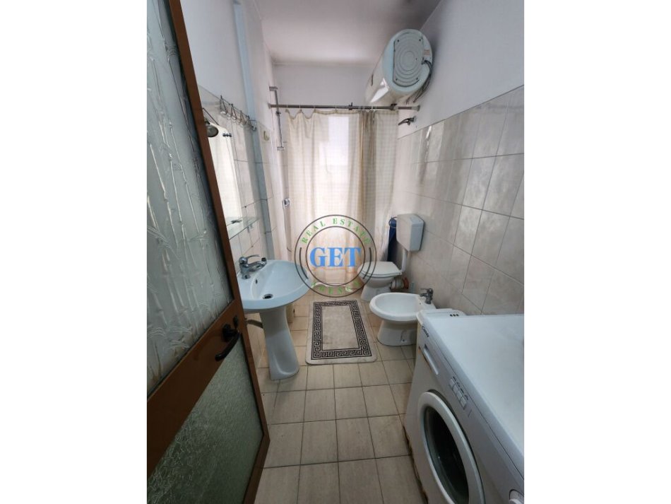Durres, jepet me qera apartament 1+1 Kati 2, 55 m² 350 € 