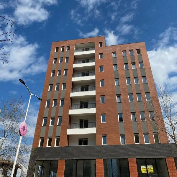 Tirane, shitet apartament 2+1+Ballkon Kati 4, 111 m² 158.600 € (5 Maj)